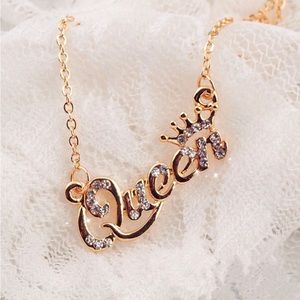 Queen necklace